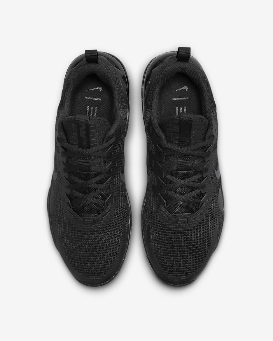 Nike black lightweight trainers on sale